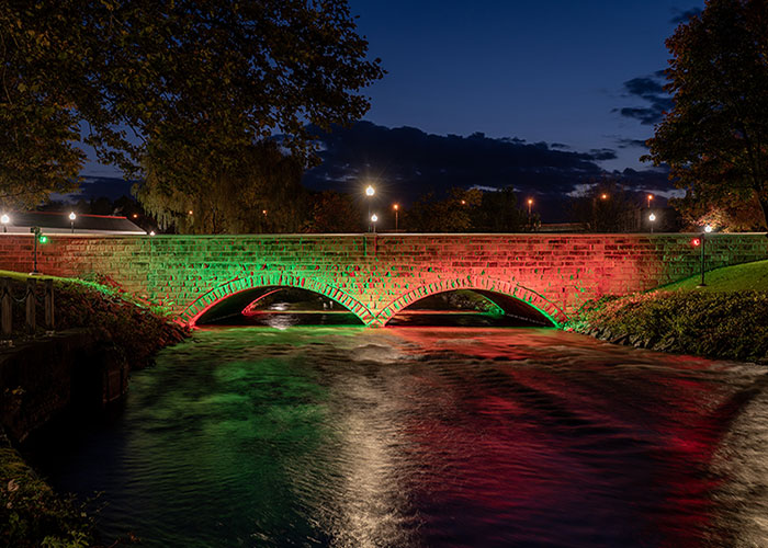 Jamestown Riverwalk VariLite
