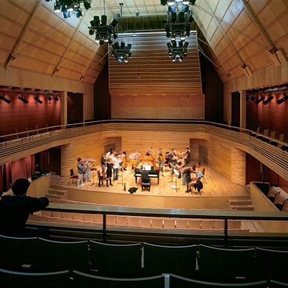 MENUHIN HALL - Photo ©Dennis Gilbert