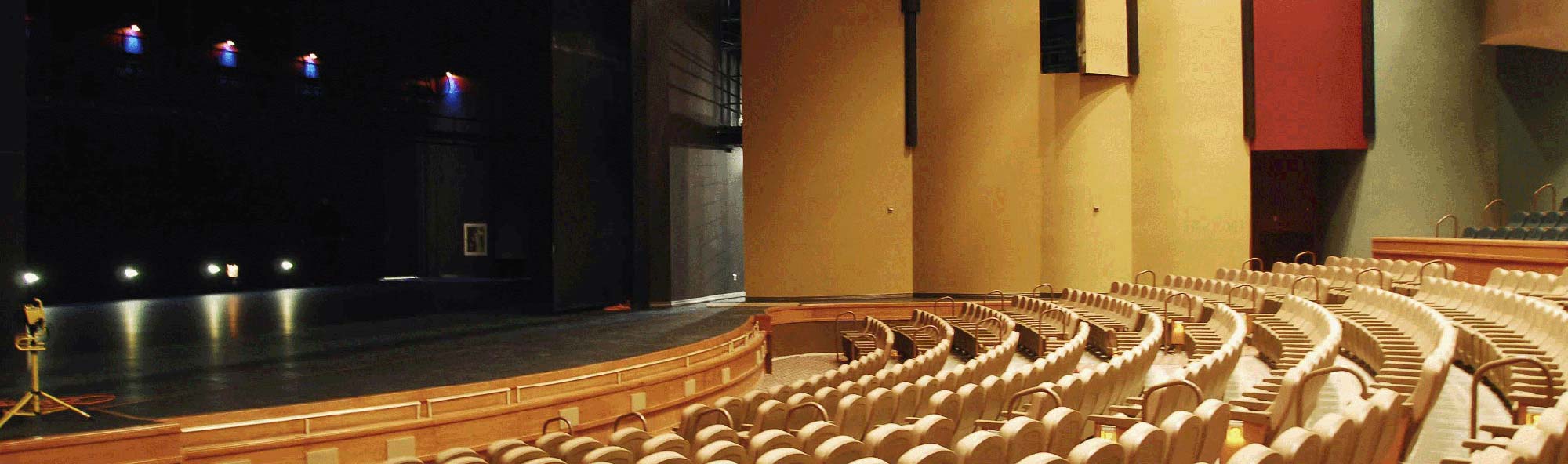 Robson Performing Arts Center © Robson PAC